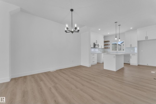 82 Patriot Wy, Spruce Grove, AB T7X4E8 Photo 4