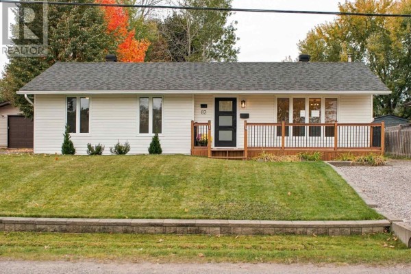 Dining room - 82 River Rd, Sault Ste  Marie, ON P6A6C7 Photo 2