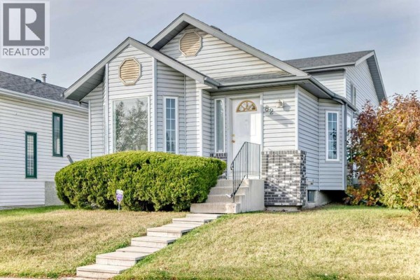 82 Riverglen Drive Se, Calgary