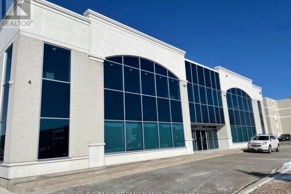 82 Romina Drive, Vaughan, ON L4K4Z7 Photo 5