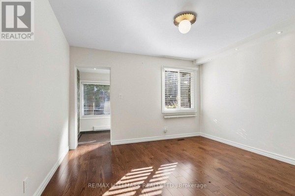 Primary Bedroom - 82 Rushbrooke Avenue, Toronto, ON M4M3A9 Photo 4