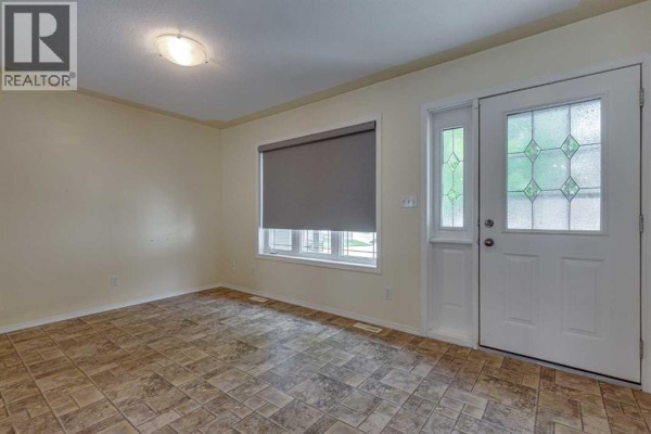 4pc Bathroom - 82 Ruttan Close, Red Deer, AB T4P3T2 Photo 5