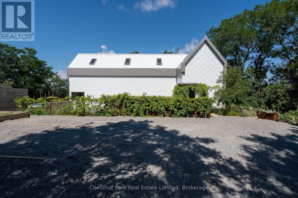 Office - 82 Wilson Road, Prince Edward County, ON K0K1G0 Photo 3