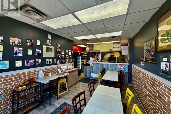 820 The Queensway Street, Toronto, ON M8Z1N5 Photo 2