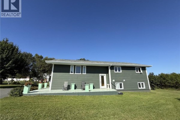 8203 Rue St-paul, Bas Caraquet, NB, photo 2