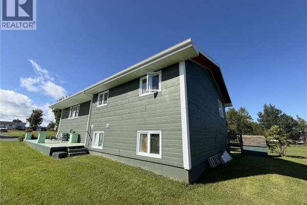 8203 Rue St-paul, Bas Caraquet, NB, photo 3