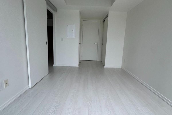 Primary Bedroom - 821 - 8 Hillsdale Avenue E, Toronto, ON M4S0B2 Photo 4