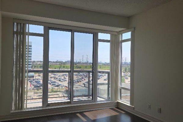 Bedroom 2 - 821 - 8110 Birchmount Road, Markham, ON L6G0E3 Photo 5