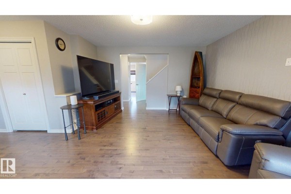 Dining room - 821 36a Av Nw, Edmonton, AB T6T0S5 Photo 2