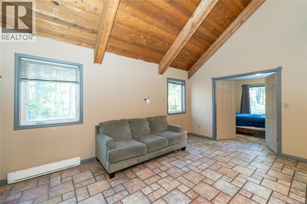 Ensuite - 821 Ebadora Lane, Malahat, BC V0R2L0 Photo 4