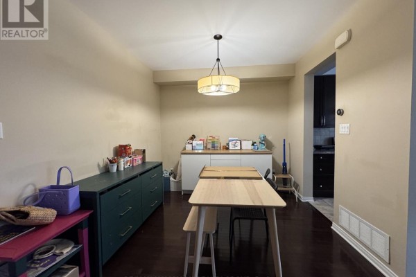 821 Tabaret Street, Ottawa, ON K2M0E4 Photo 5