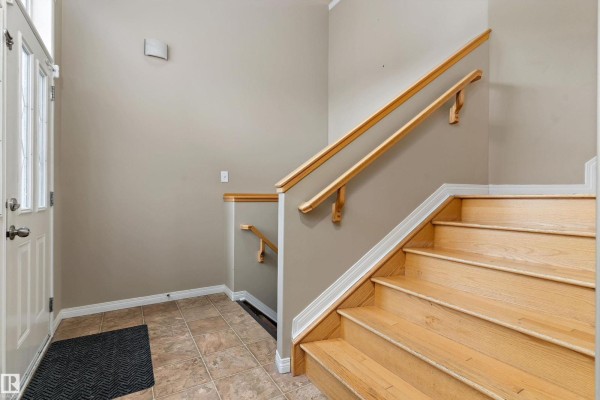 8218 Shaske Place Nw Nw, Edmonton, AB, photo 3