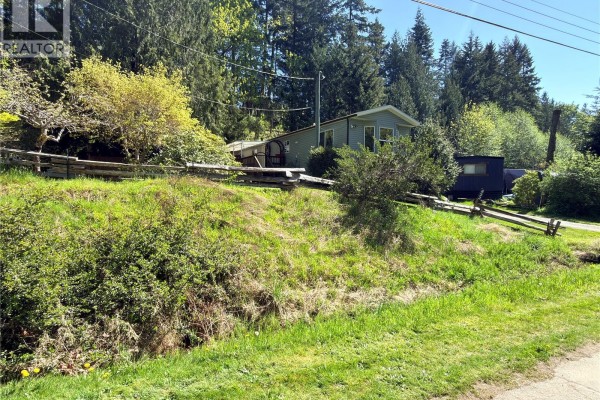 Bedroom - 822 Miller Rd, Parksville, BC V9P1Z1 Photo 2