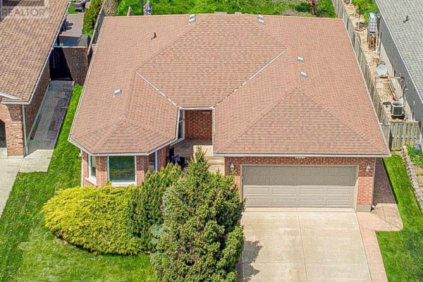 8223 Marcon Street, Niagara Falls
