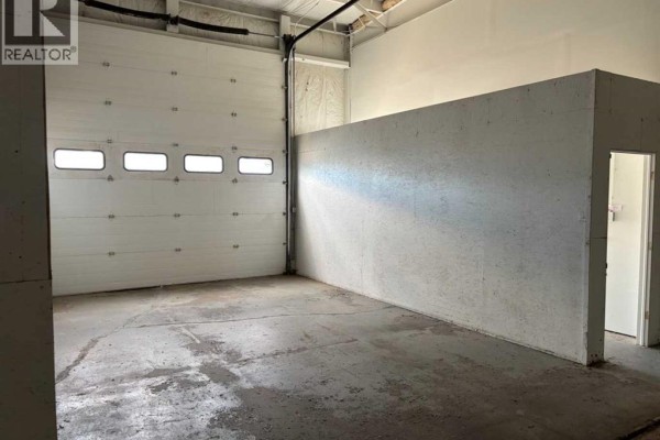 823 3 Avenue E, Brooks, AB T1R0G6 Photo 5