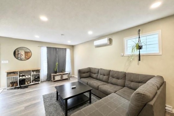 823 Dennis Street, Brandon, MB, photo 3