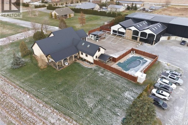 823 Line 6 Road, Niagara On The Lake, ON L0S1J0 Photo 4