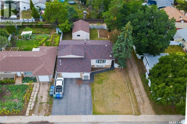 823 Northumberland Avenue, Saskatoon, SK, photo 3