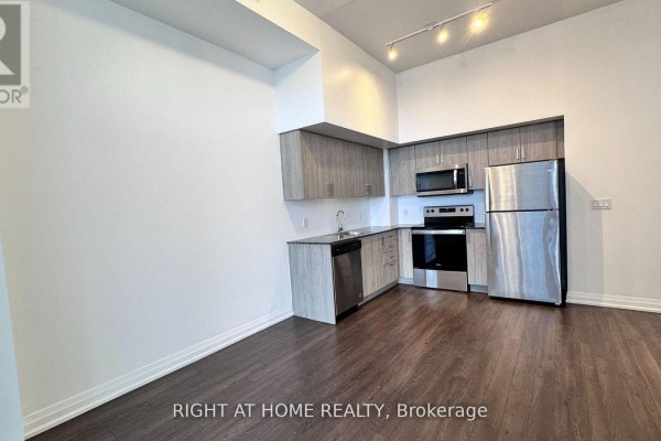 Kitchen - 824 - 20 Meadowglen Place S, Toronto, ON M1G0A9 Photo 4