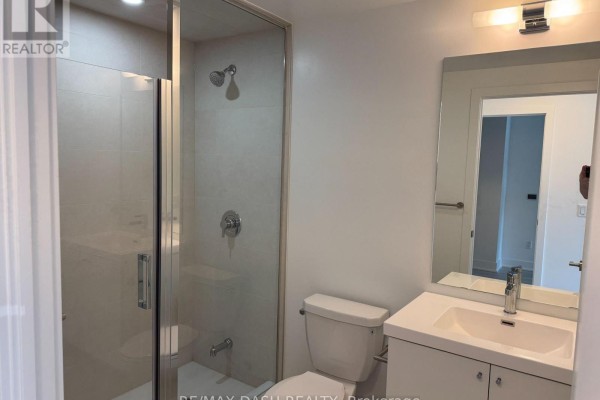 824 - 2545 Simcoe Street N, Oshawa, ON, photo 3