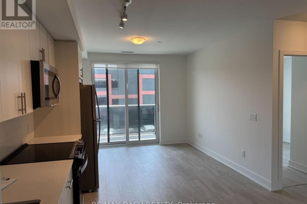 824 - 2545 Simcoe Street N, Oshawa, ON L1L0W3 Photo 4
