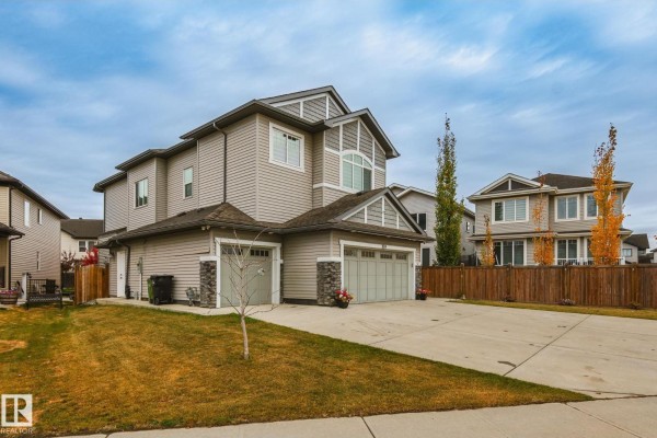 824 34 Ave Nw Nw, Edmonton, AB, photo 2