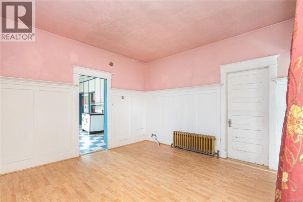 Sunroom - 824 Ellery St, Esquimalt, BC V9A4R7 Photo 5