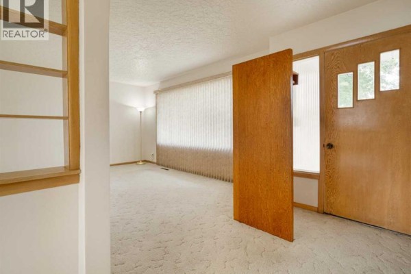 Kitchen - 824 Stafford Drive N, Lethbridge, AB T1H2B6 Photo 4