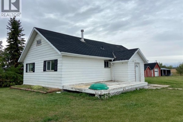 4pc Bathroom - 824058 729 Highway, Rural Clear Hills County, AB T0H2A0 Photo 4