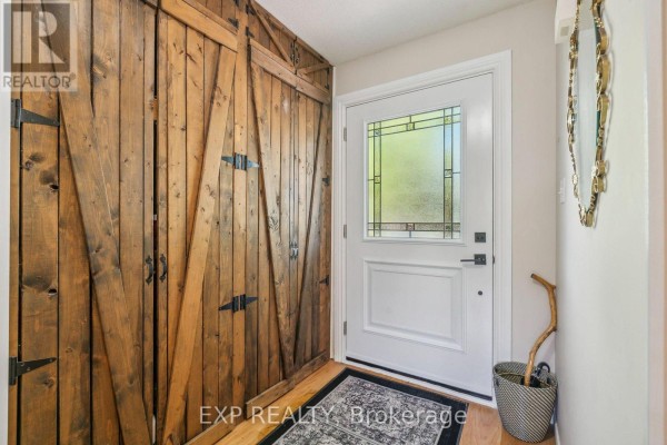 8245 Main Street, Adjala Tosorontio, ON, photo 3