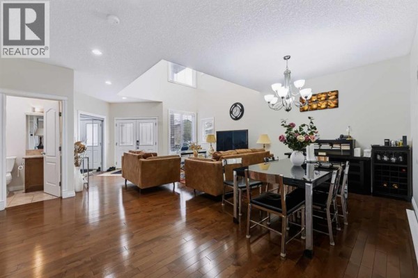 Dining room - 8245 Saddlebrook Drive Ne, Calgary, AB T3J0M4 Photo 4