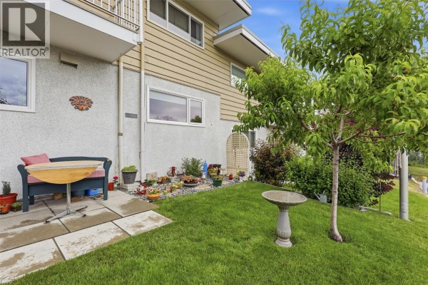 2pc Ensuite bath - 825 Hill Street Unit# 205, Ashcroft, BC V0K1A0 Photo 4