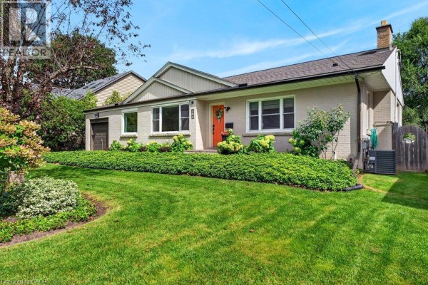 825 King Road, Burlington, ON, photo 2