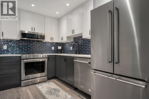825 W 15th Avenue, Vancouver