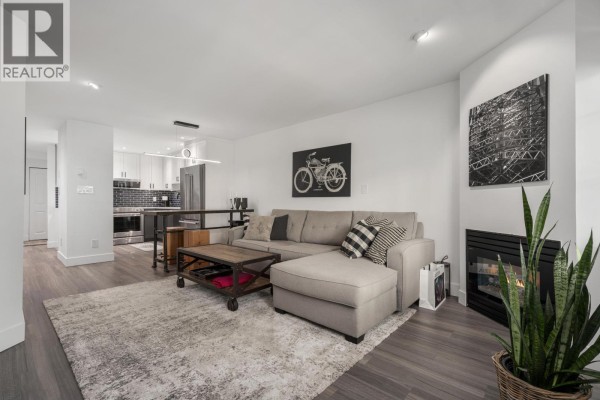 825 W 15th Avenue, Vancouver, BC V5Z1R8 Photo 2
