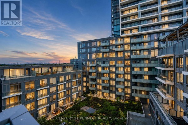 826 - 7 Golden Lion Heights, Toronto, ON M2M0C1 Photo 5