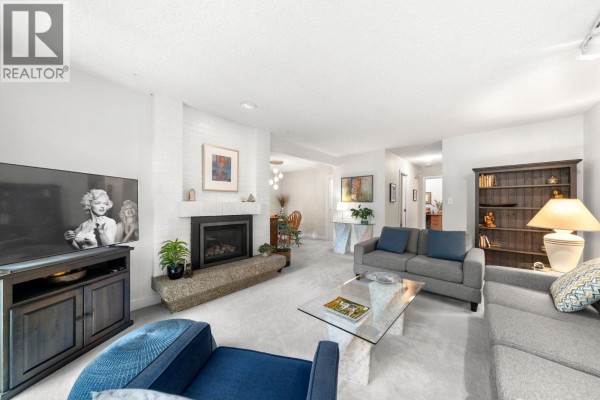826 Frederick Road, North Vancouver, BC V7K2Y3 Photo 5