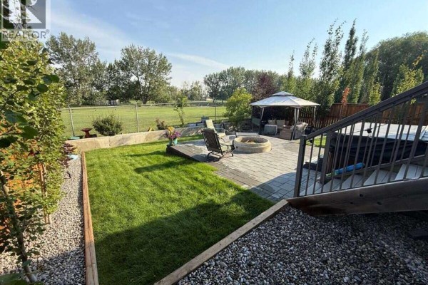 Bedroom - 826 Stonehaven Drive, Carstairs, AB T0M0N0 Photo 2