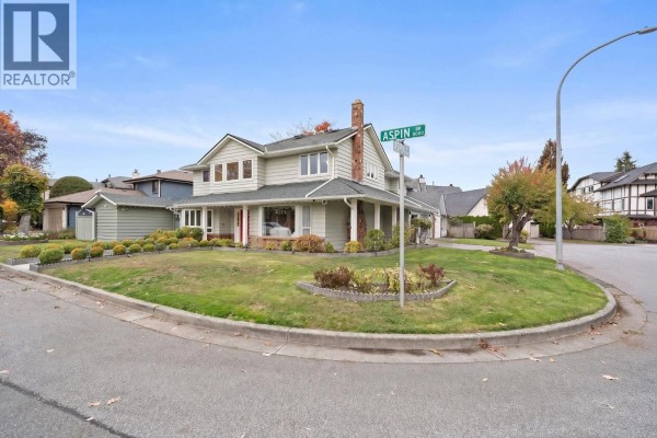 8260 Aspin Drive, Richmond, BC V6Y3B8 Photo 3