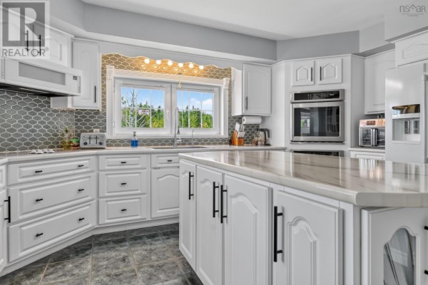 Laundry room - 8265 West Bay Highway, Sampsonville, NS B0E3B0 Photo 5