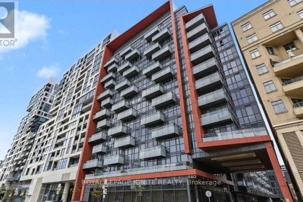 828 - 560 Front Street W, Toronto