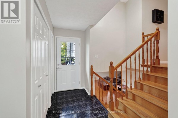 Laundry room - 828 Chelsea Crescent, Cornwall, ON K6H6Y7 Photo 4