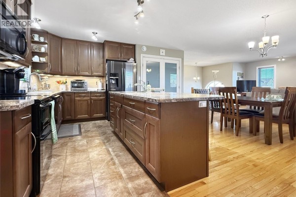 4pc Bathroom - 828 Colonel Otter Drive, Swift Current, SK S9H4W9 Photo 4
