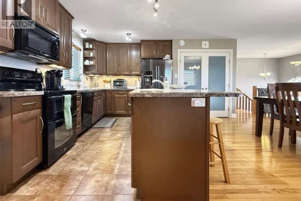 4pc Ensuite bath - 828 Colonel Otter Drive, Swift Current, SK S9H4W9 Photo 5