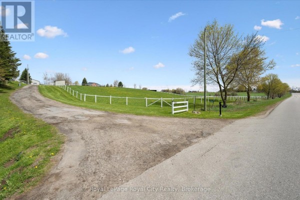 Den - 8284 Indian Trail, Guelph/eramosa, ON N0B2K0 Photo 4