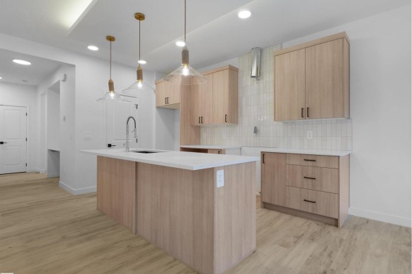 8289 Kiriak Lo Sw, Edmonton