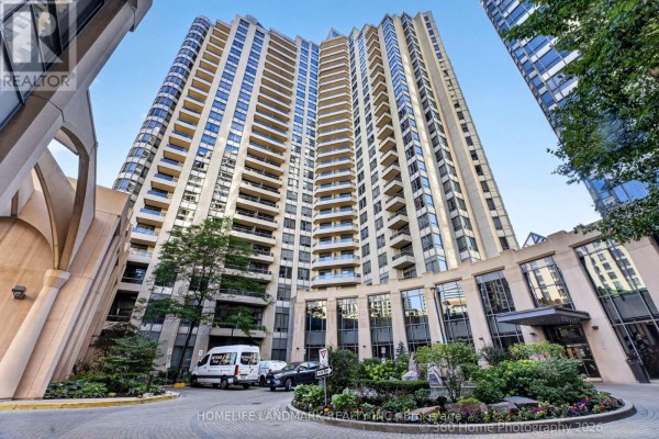 829 - 15 Northtown Way, Toronto, ON, photo 2