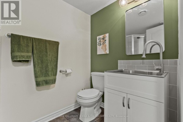 83 - 282 Pembina Private, Ottawa, ON K4M0G7 Photo 2