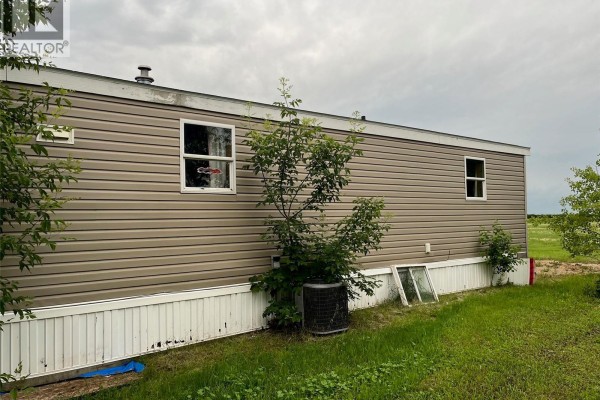 4pc Bathroom - 83 106 1st Avenue, Weyburn, SK S4H2J1 Photo 3