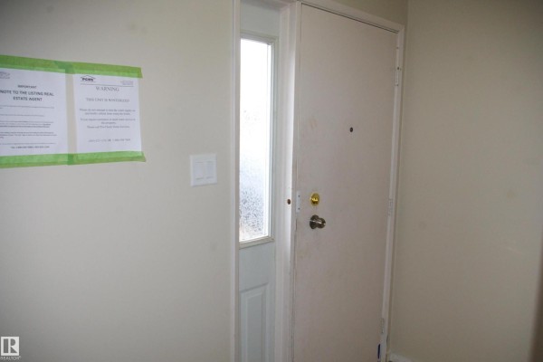 Bedroom 3 - 83 Amberly Co Nw, Edmonton, AB T5A2H9 Photo 5